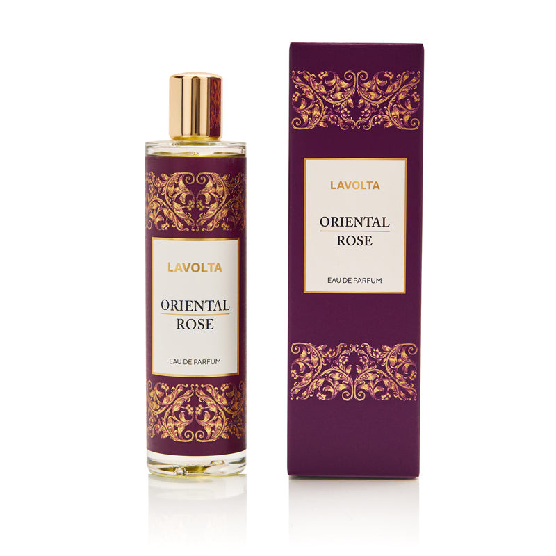 Ein eleganter Glasflakon des "Oriental Rose" Eau de Parfum von Dr. Armah Lavolta, ein tiefer, würziger Rosenduft mit Weihrauch und Sandelholz.