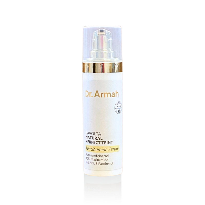 Eine 30ml-Flasche des NPT Niacinamide Serums, ein hautbildverfeinerndes Serum zur Minimierung von Poren und zur Verbesserung des Hauttons.